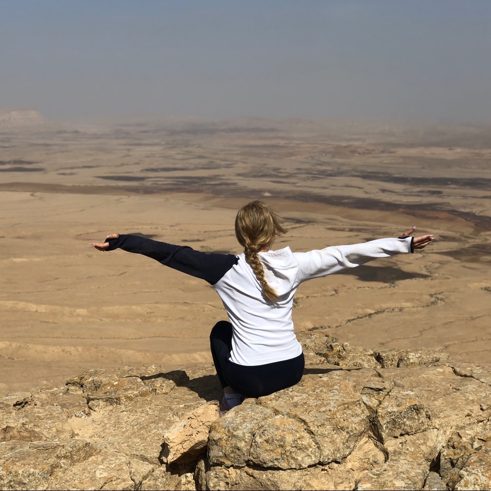 Meet your Posher, Nadia